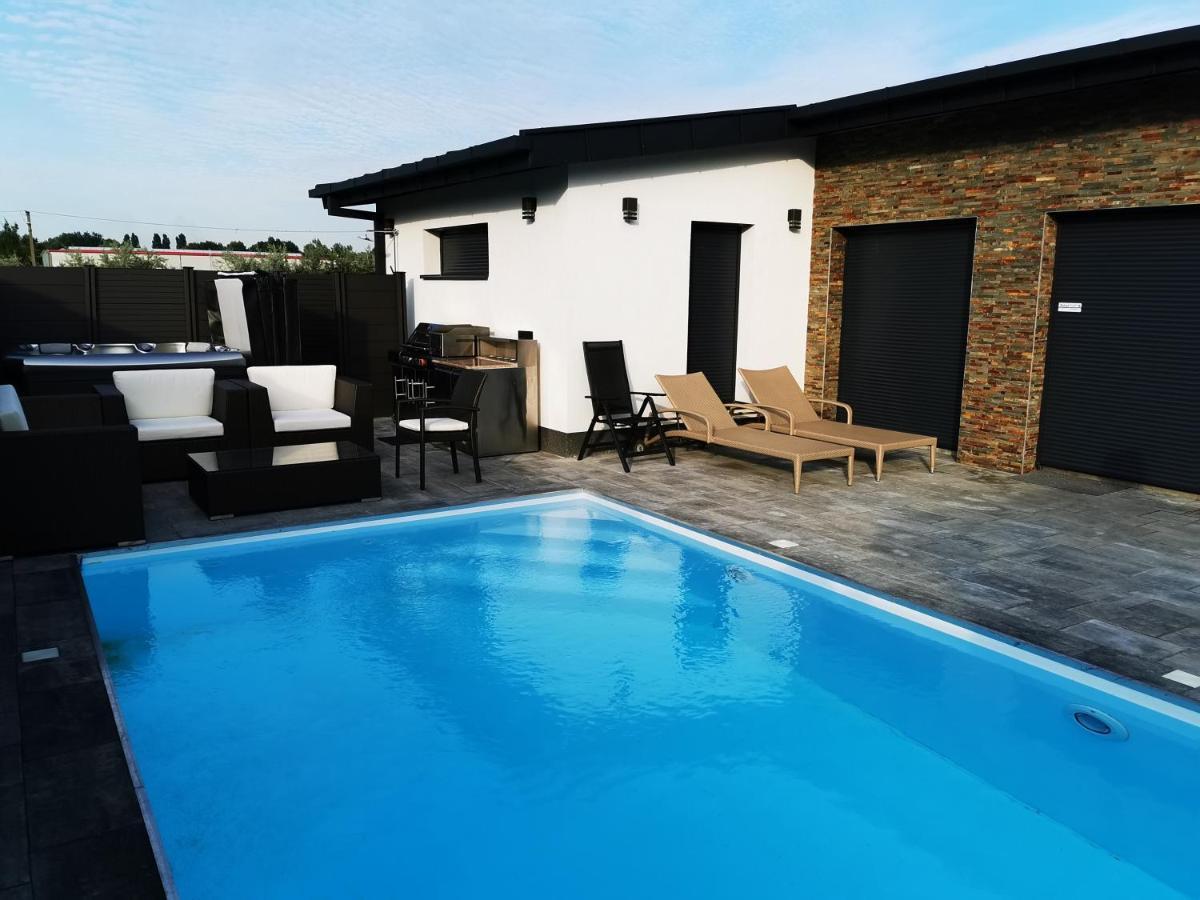 Luxory Minimal House 2. Villa Siofok