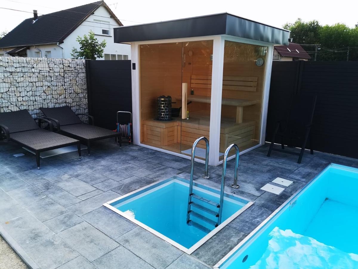 Luxory Minimal House 2. * Siofok