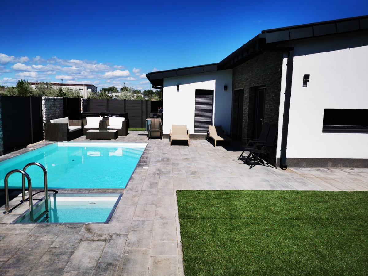 Villa Luxory Minimal House 2.